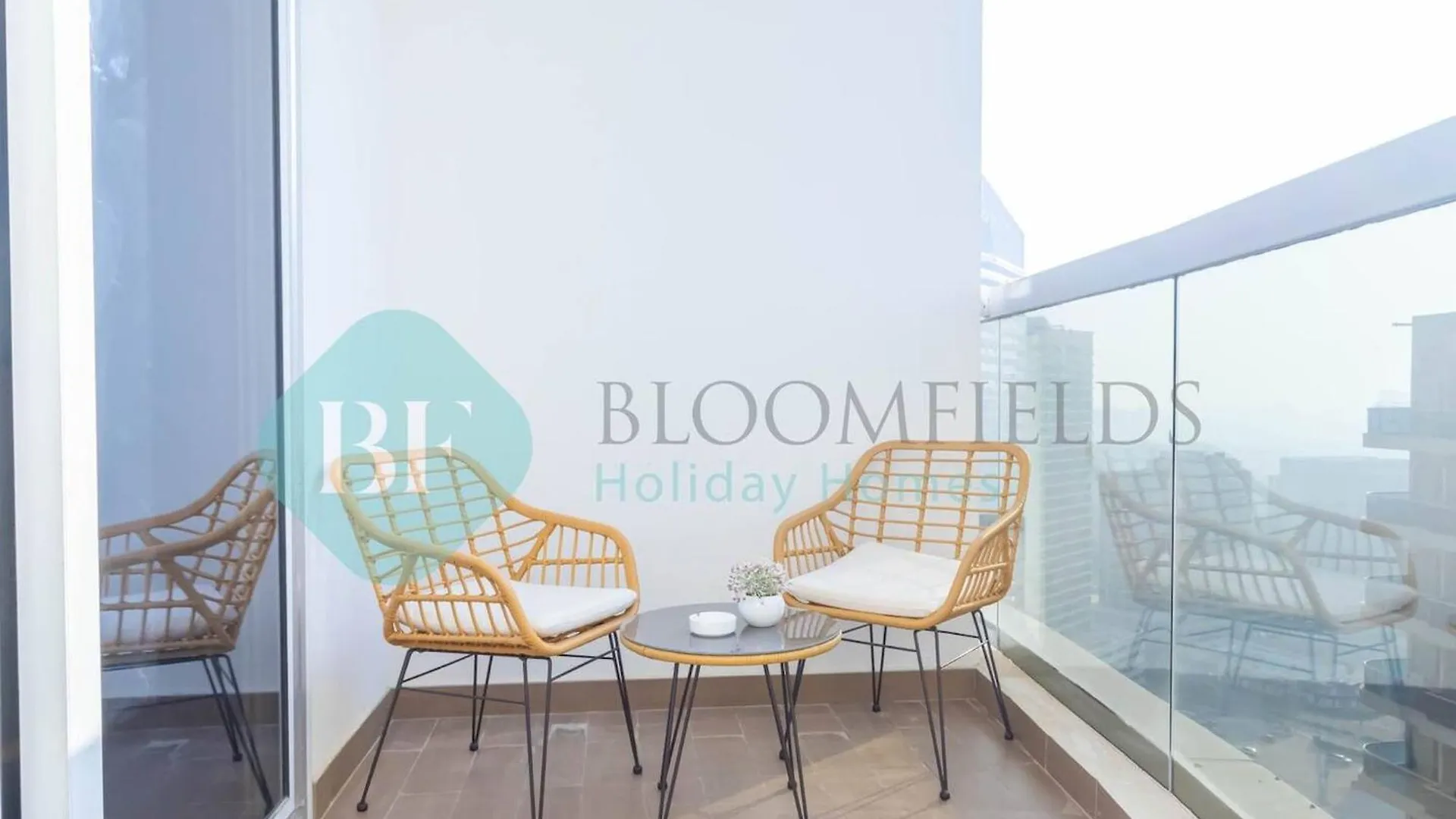 Bloomfields Cozy Studio In Hera Tower Dubai Apartment